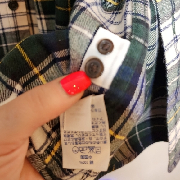 Lands' End Tartan Plaid Flannel long sleeve button down shirt. Men's size XL. - Picture 8 of 13